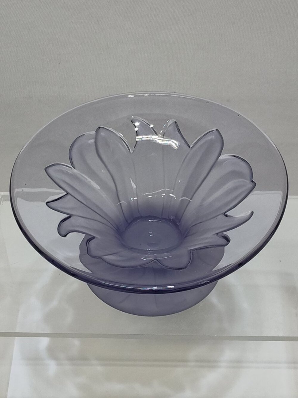 Viking Glass Co. Purple Art Deco Frosted Flower Pedestal Bowl Handmade USA VTG